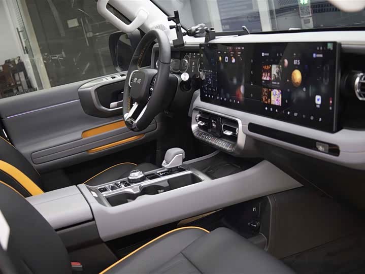 BAIC BJ40 2024 2.0 T — фото 20