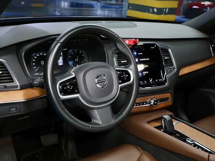 Volvo XC90 2021 B 5 — фото 13