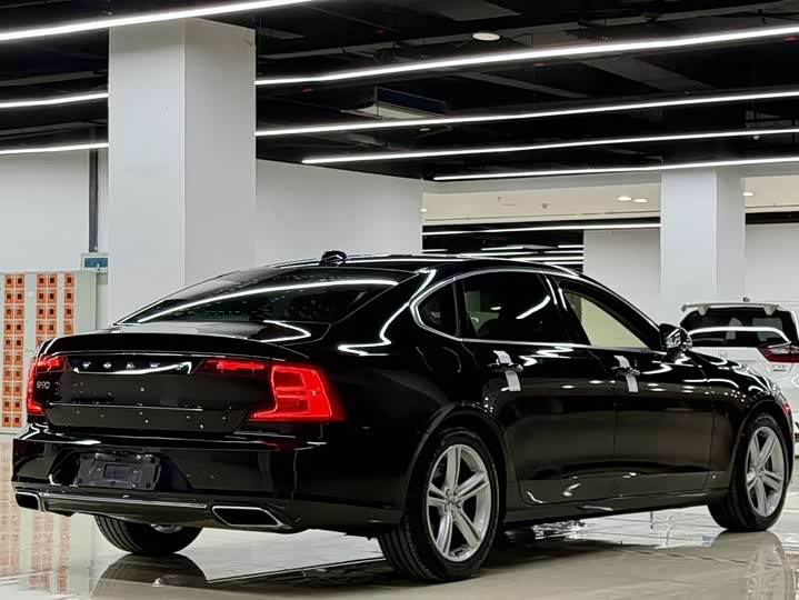 Volvo S90 2018 T 4 — фото 4