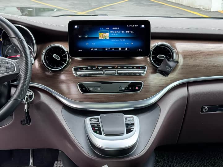 Mercedes-Benz V-Class 2021 V 260 L — фото 6