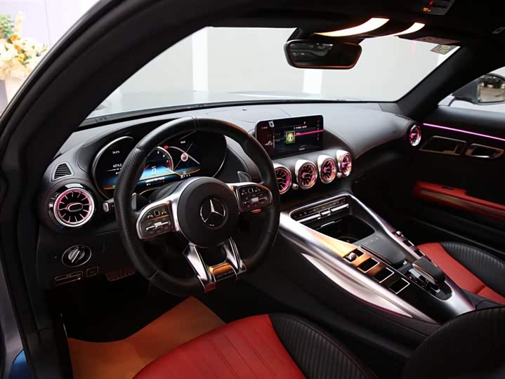 Mercedes-Benz AMG 2019 AMG GT — фото 8