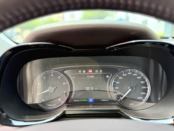 Trumpchi GS8 2017 320 T 2 WD ( ) — фото 4