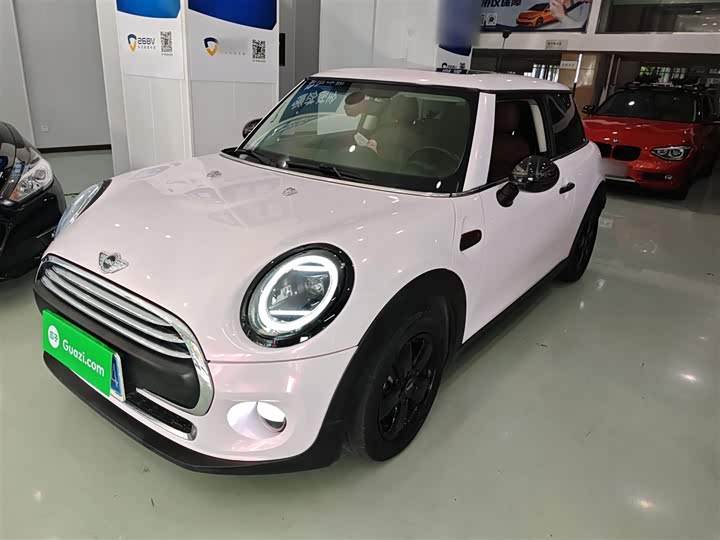 MINI Hatch — фото 1