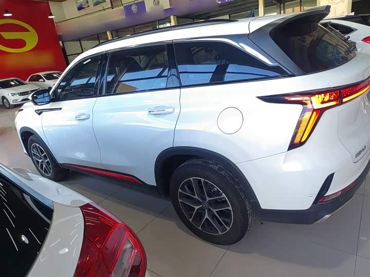 Changan CS75 PLUS 2022 1.5 T ATPremium — фото 4
