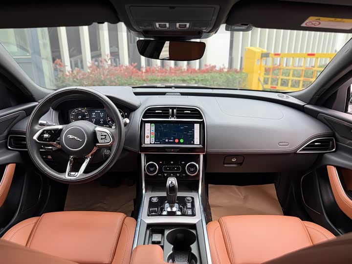 Jaguar XEL 2023 2.0 T 250 PS R-DYNAMIC S — фото 5