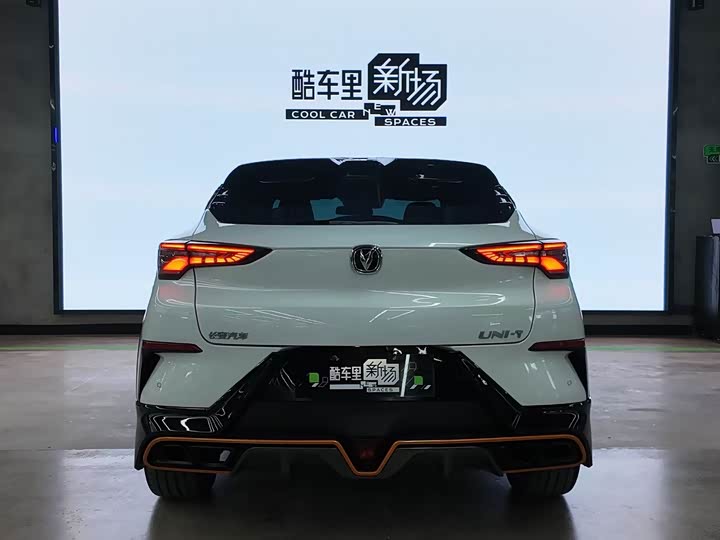 Changan UNI-T 2022 1.5 T Premium — фото 5