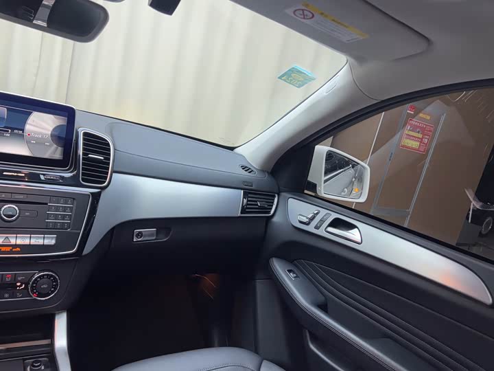 Mercedes-Benz GLE 2015 GLE 320 4 MATIC SUV — фото 14