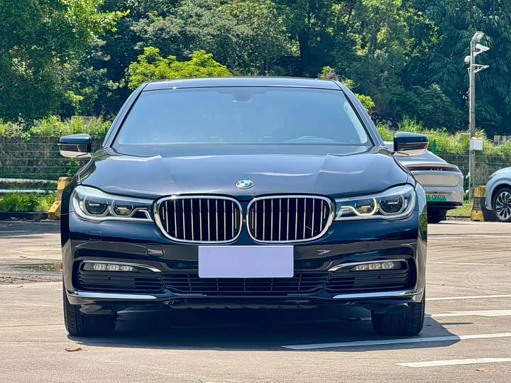 BMW 7 Series 730Li люкс — фото 2
