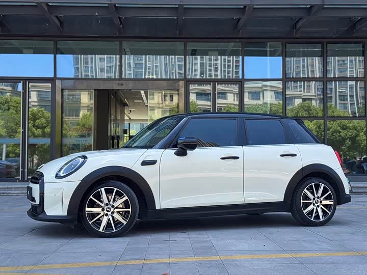 MINI Hatch — фото 11