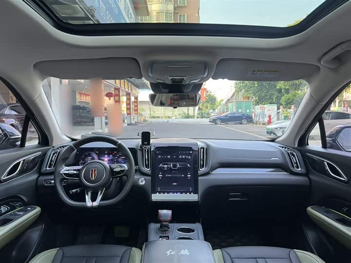 Hongqi HS3 2023 1.5 T 2 WD — фото 15