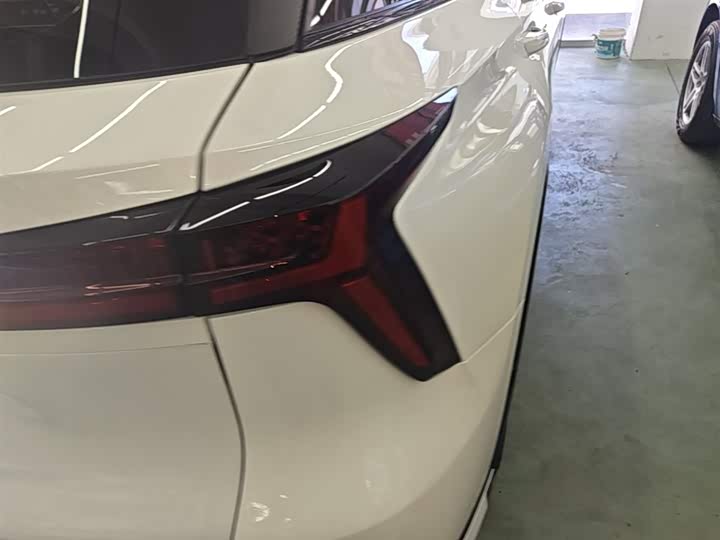 Changan CS75 PLUS 2023 1.5 T ATPremium — фото 8