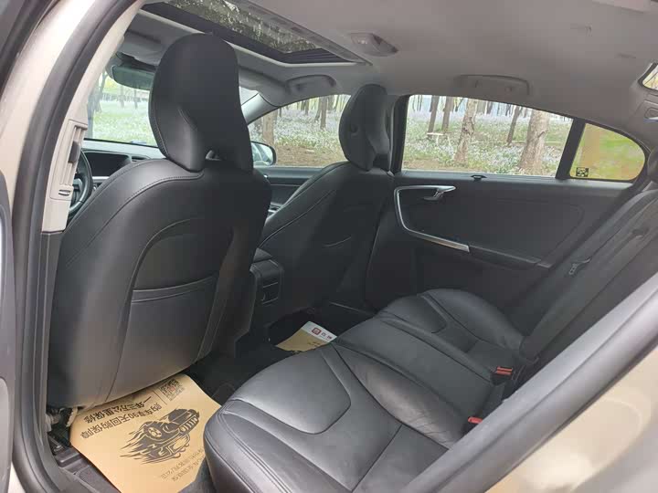 Volvo S60 2015 S 60 L T 5 — фото 8