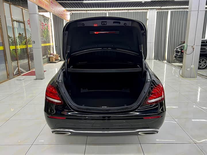 Mercedes-Benz E-Class 2020 E 260 L — фото 8