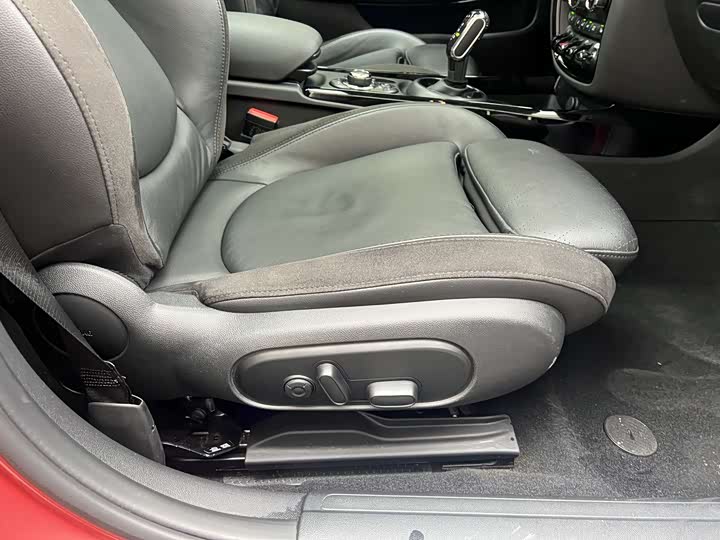 MINI Clubman — фото 15