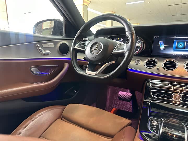 Mercedes-Benz E-Class 2017 E 200 Sport — фото 17