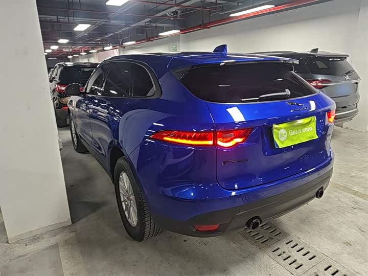 Jaguar F-PACE 2018 2.0 T 4 WD — фото 5