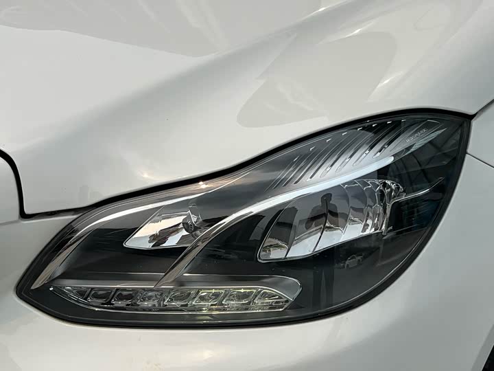 Mercedes-Benz E-Class 2015 E 260 L Sport — фото 8