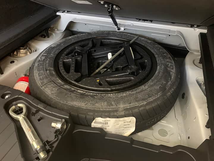 BMW X6 2018 x Drive 35i Leading — фото 17