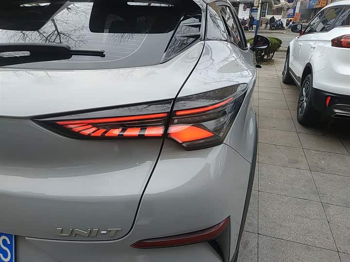 Changan UNI-T 2020 1.5 T Flagship — фото 8