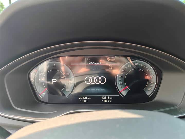 Audi Q5L 2025 40 TFSI — фото 9