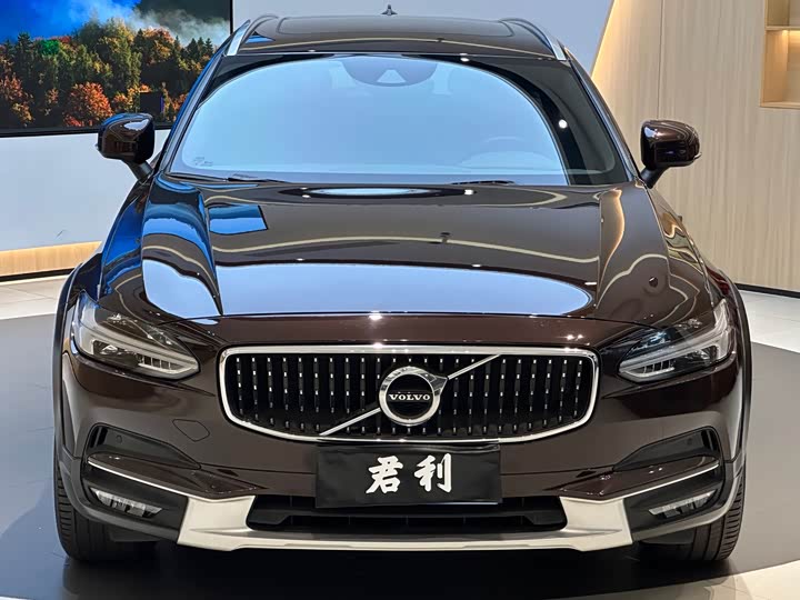 Volvo V90 2019 Cross Country T 5 AWD V — фото 2