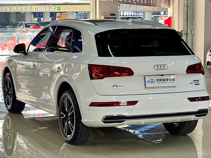 Audi Q5L 2018 40 TFSI V — фото 12