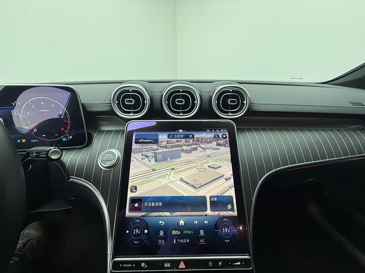 Mercedes-Benz C-Class 2023 C 260 L — фото 19