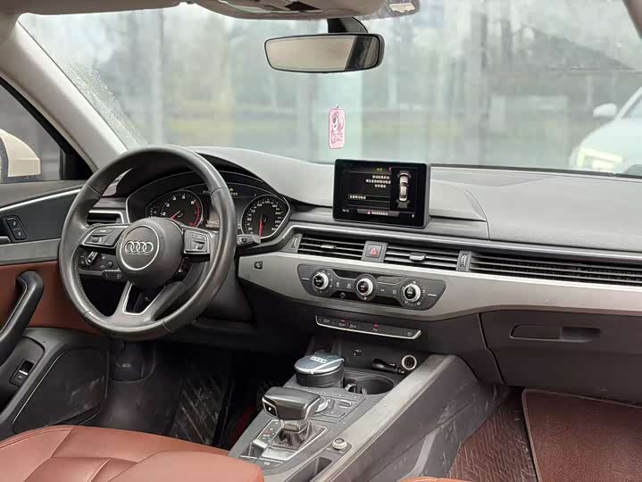 Audi A4L 2019 40 TFSI VI — фото 15