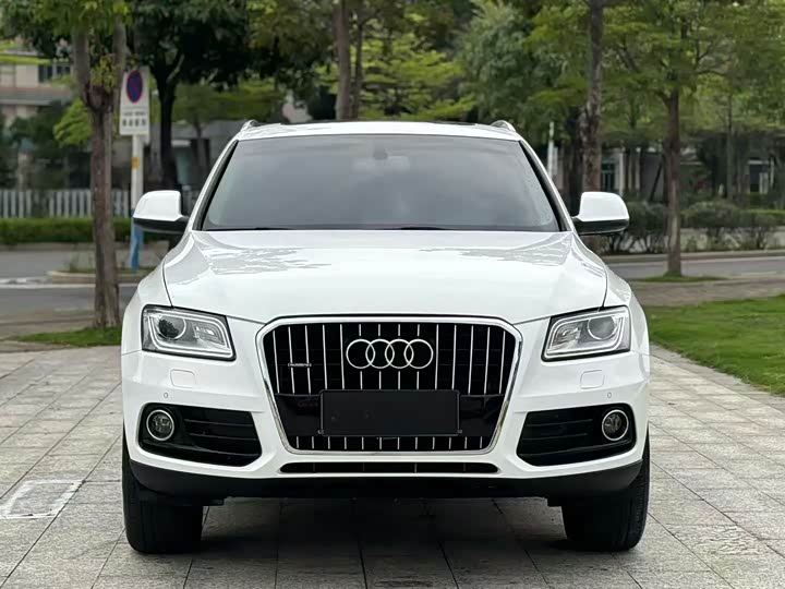 Audi Q5 2015 40 TFSI Comfort — фото 7