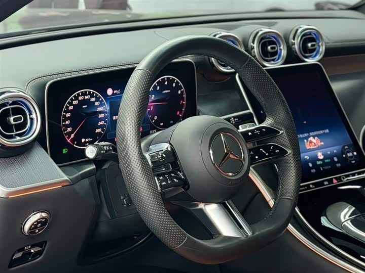 Mercedes-Benz GLC 2024 GLC 260 L 4 MATIC Luxury 5 — фото 7