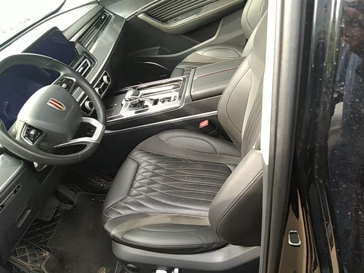 Hongqi HS5 2023 2.0 T Pro — фото 15