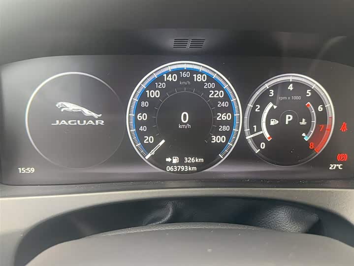 Jaguar F-PACE 2018 2.0 T 4 WDR-Sport — фото 4