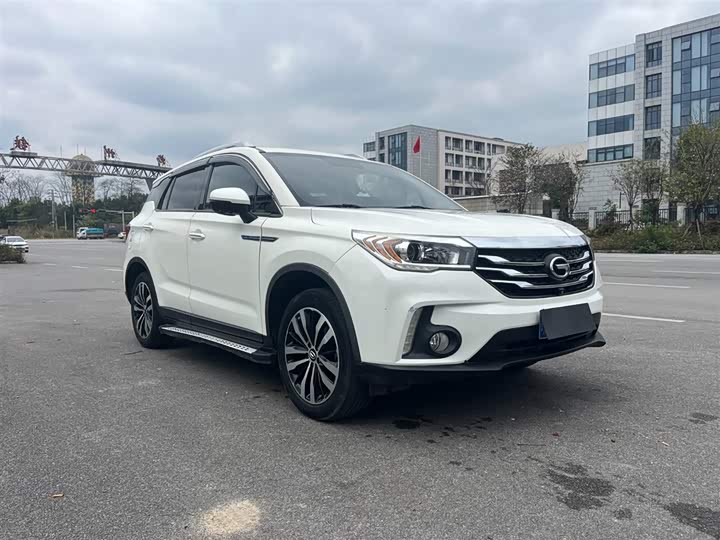 Trumpchi GS4 2017 235 T AT 2 WD — фото 3