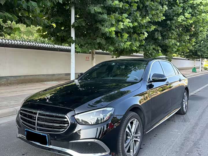 Mercedes-Benz E-Class 2022 E 260 L