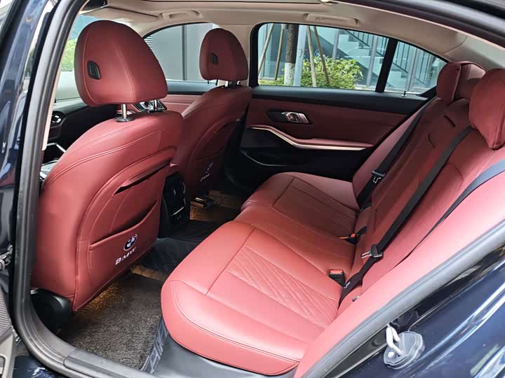 BMW 3 Series 320Li M спортпакет — фото 10