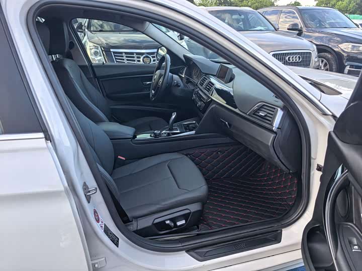BMW 3 Series 320Li стиль — фото 7