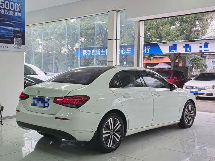 Mercedes-Benz A-Class 2020 A 180 L — фото 6