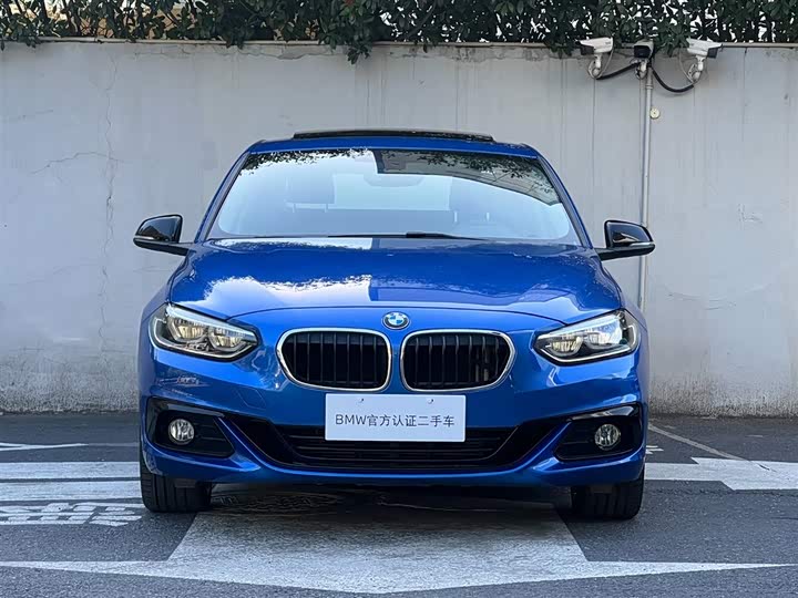 BMW 1-Series 2018 120i — фото 3