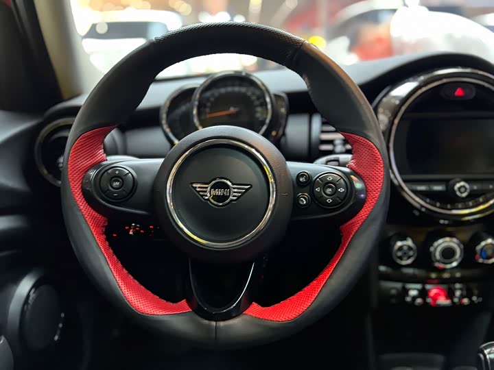 MINI Hatch — фото 12