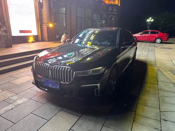 BMW 7 Series 740Li премиум M спортпакет — фото 3