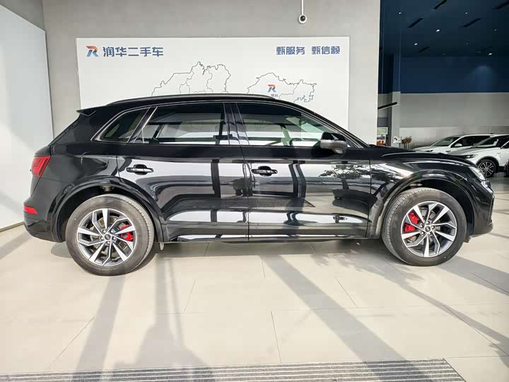 Audi Q5L 2024 40 TFSI — фото 3