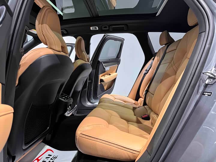 Volvo V90 2020 Cross Country T 5 AWD — фото 16
