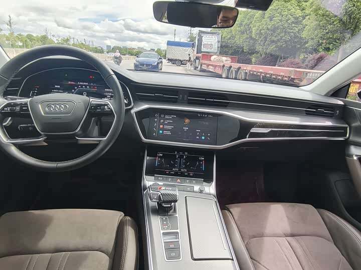 Audi A7L 45 TFSI S-line — фото 5