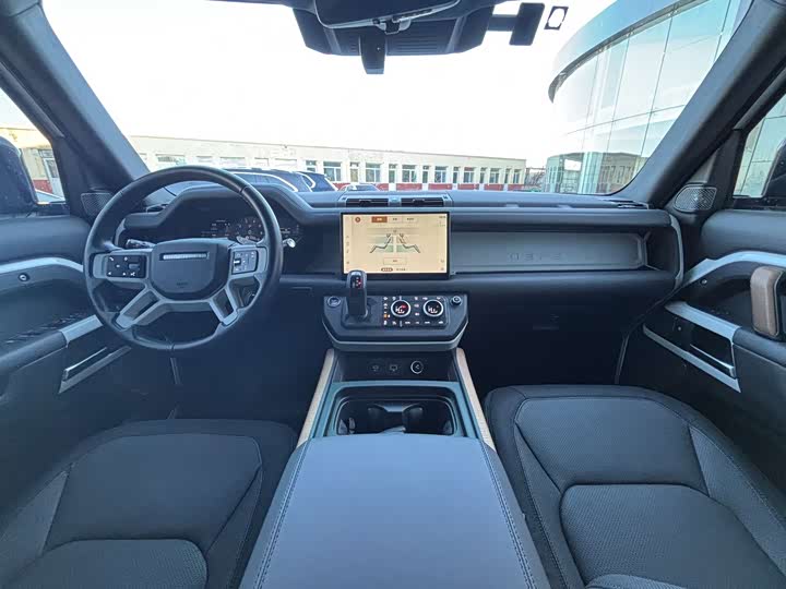 Land Rover Defender — фото 12