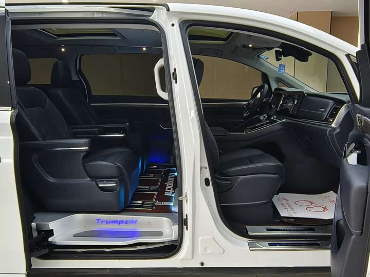 Trumpchi M8 2021 390 T — фото 12