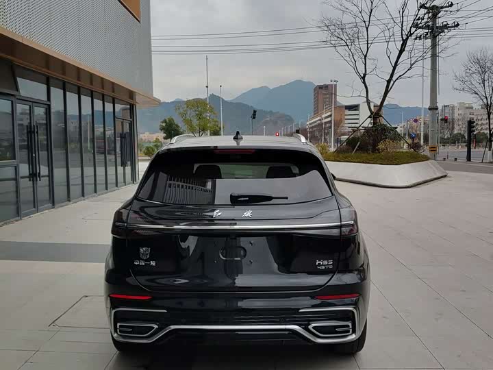 Hongqi HS5 2023 2.0 T Pro — фото 6