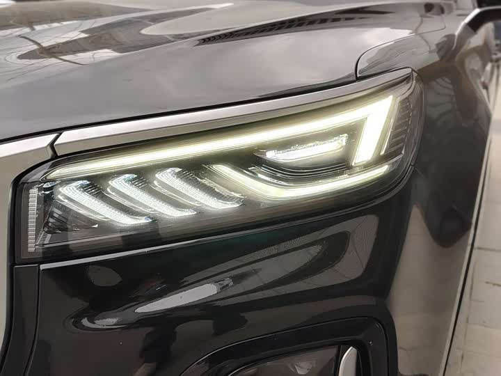 Hongqi HS5 2023 2.0 T Pro — фото 12