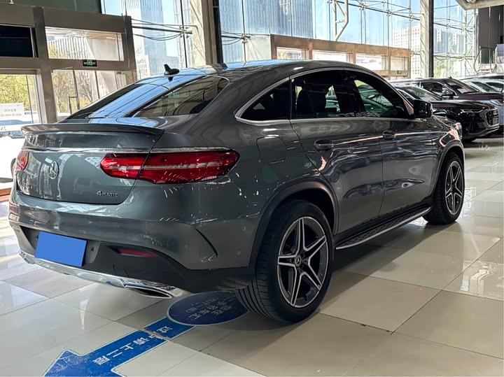 Mercedes-Benz GLE 2018 GLE 320 4 MATIC SUV — фото 6