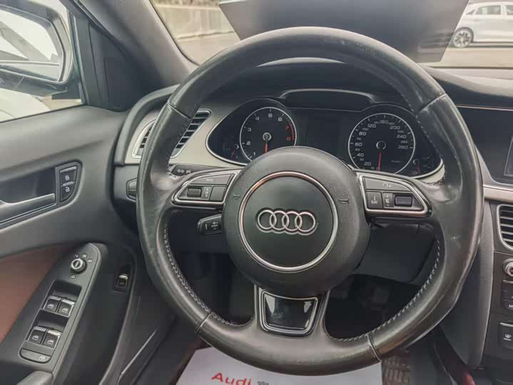 Audi A4L 2016 35 TFSI S line Comfort — фото 17