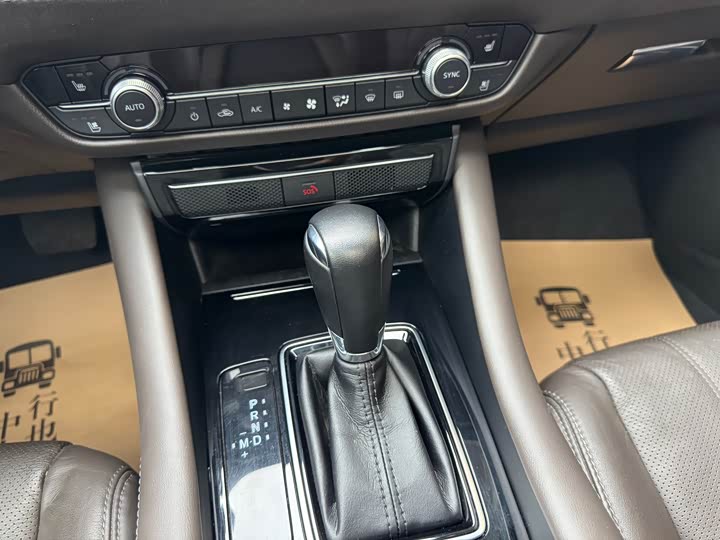 Mazda Atenza — фото 16